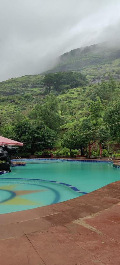 Golden Resort And Farm Nashik Exterior photo